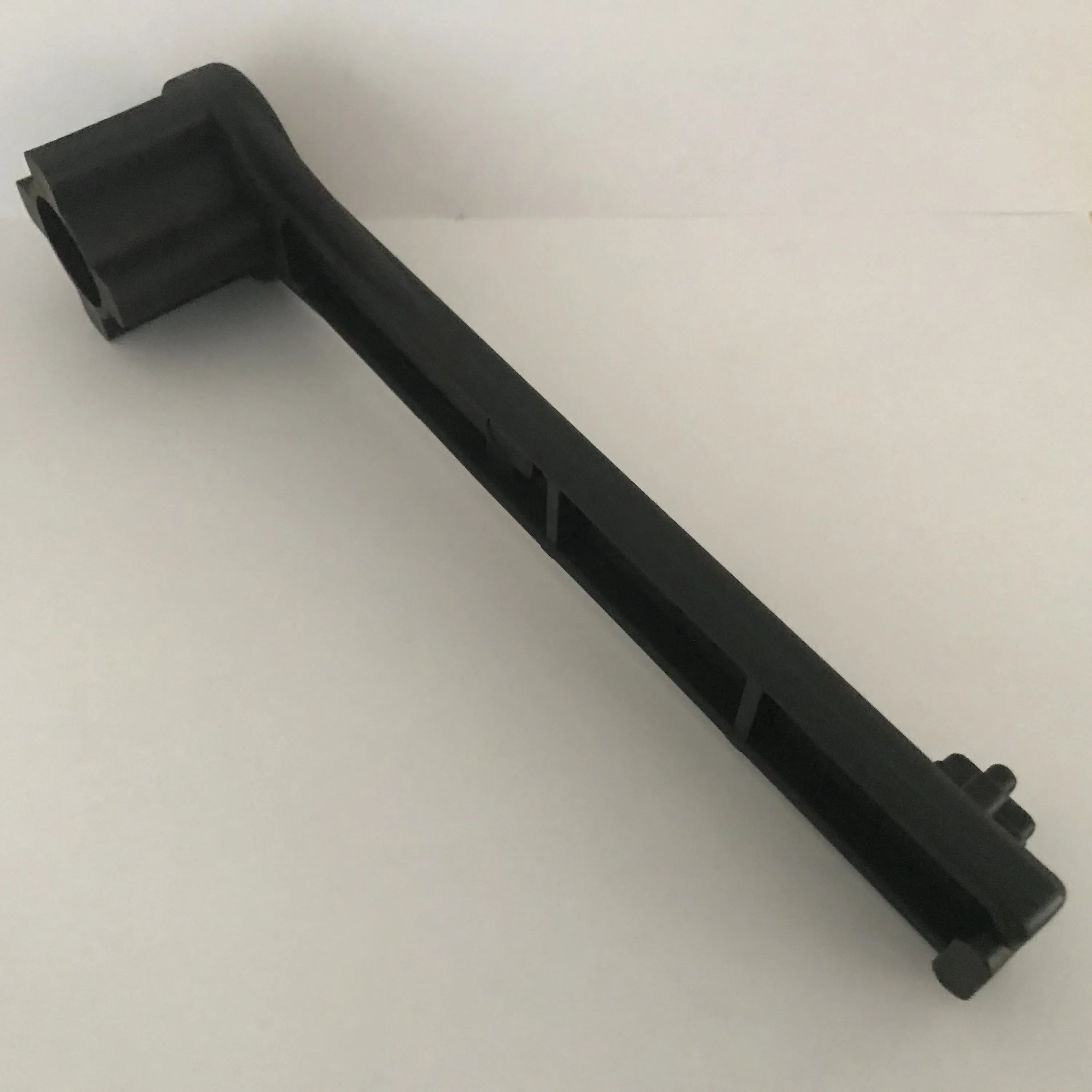 Bung wrench for plastic barrels - aquacontainers